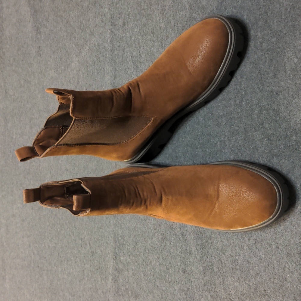 Journee Collection Ivette Boots, Women's Size 7, Brown NEW